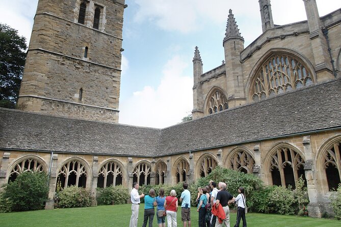 1.5-hour Oxford City and University Walking Tour - The Harry Potter connection at New College