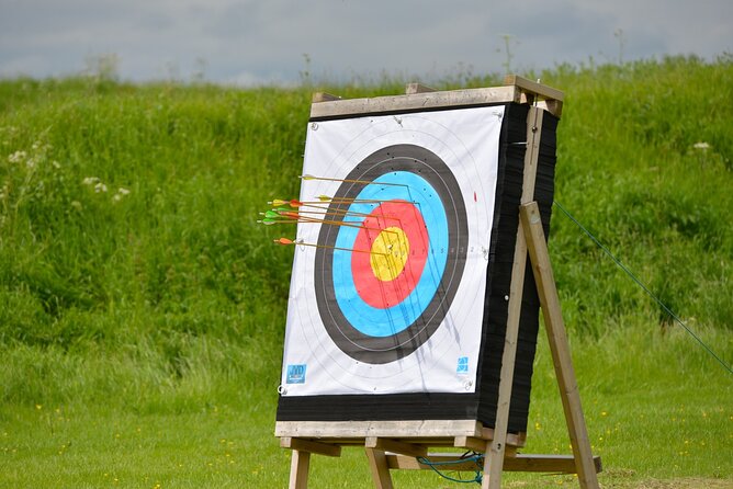 1 Hour Archery Session in Warwick - Getting to the target at Wedgnock Lane