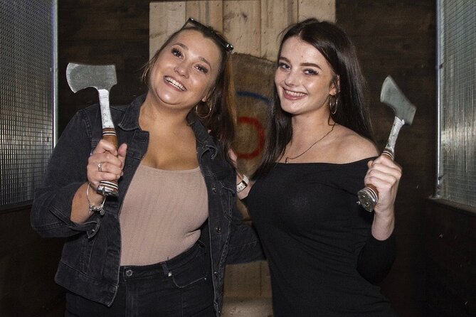 1 hour Private Axe Throwing Experience in Eastbourne - What happens during the one-hour session