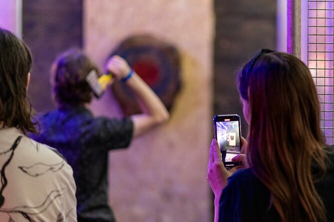 1 hour Private Axe Throwing Experience in Eastbourne - The rules that keep the fun sensible