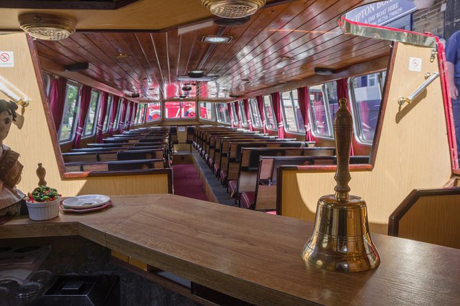 1-Hour Public Cruise - Seating, families, and the 56-person capacity