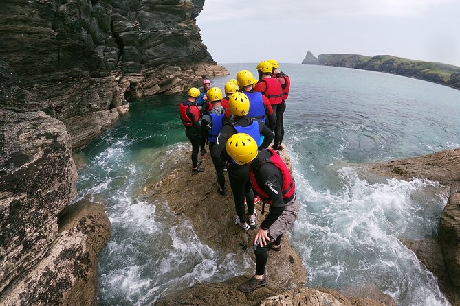 2-Hour Coasteering Adventure Near Bude - Swimming, climbing, and moving with the tide