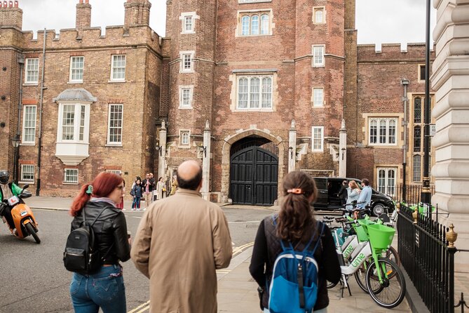 3-Hour Private Guided Walking Tour of London - St. James’s Park and Horse Guards Parade
