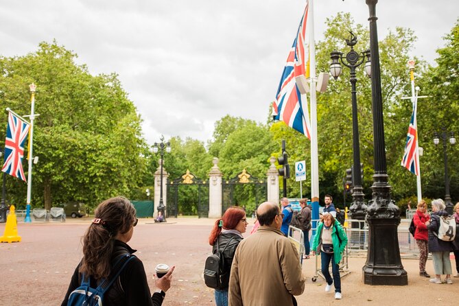 3-Hour Private Guided Walking Tour of London - Southwark and the Thames crossing