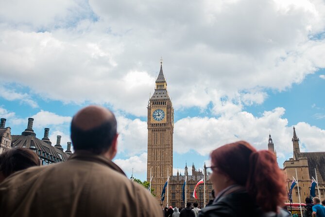 3-Hour Private Guided Walking Tour of London - Leicester Square and Piccadilly Circus