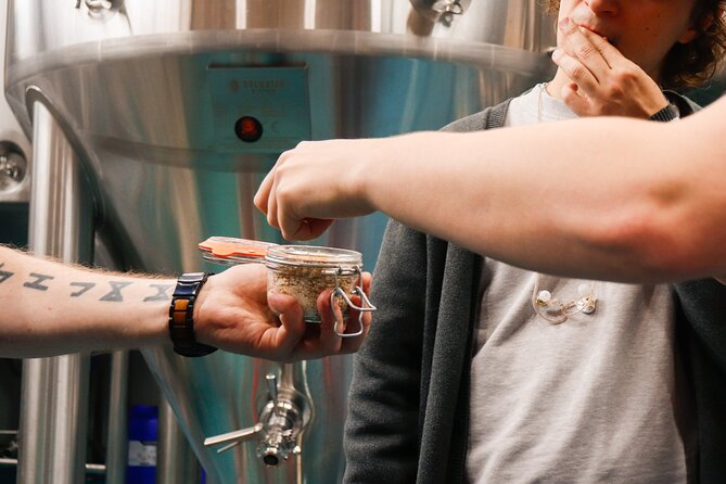 3 Locks Brewing Company Tour and Tasting Experience in Camden - Finishing in the taproom is part of the value