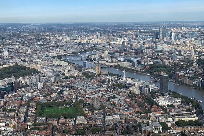 35 minute London Sightseeing Flight for 2 with Champagne - Weather, weight, and identification rules