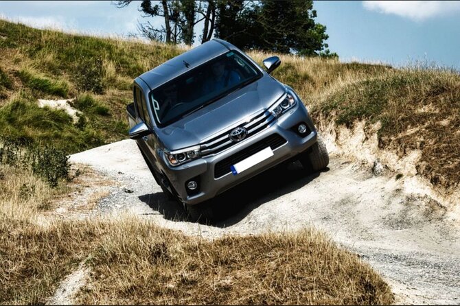 4-Hour Private Lake Tours by 4x4 - Who will get the most from this outing