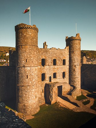 5-Day Discover Wales Small-Group Tour from London - Day 4: Pembrokeshire, St Davids, and Pembroke