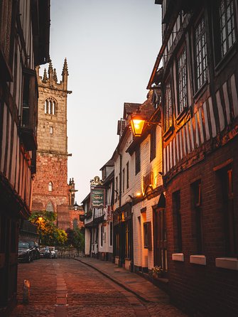 5-Day Heart of England, Wales & Yorkshire Small-Group Tour from London - Day four: York or the Yorkshire Dales