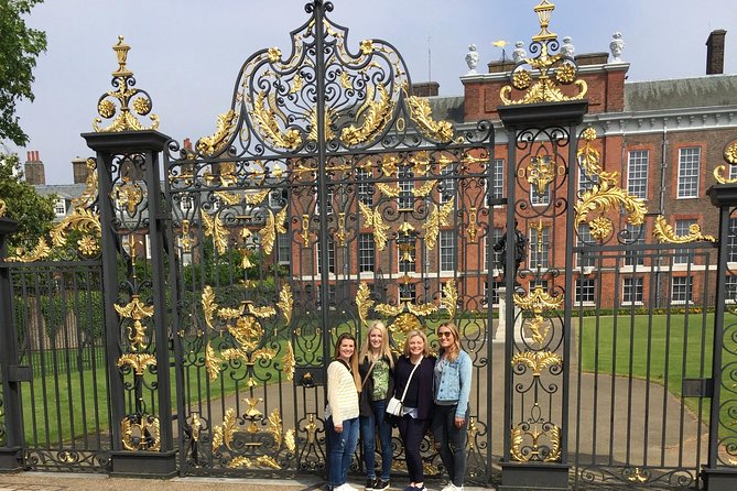 6 hour London Private Tour, with your own Black Cab Tour Guide - The Tower, Tower Bridge, and the riverfront