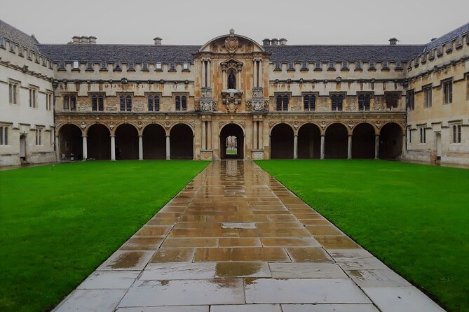90 Minute Classic Walking Tour of Oxford - Why this Oxford walk works well for a first visit