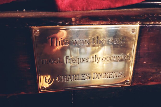 A Christmas Carol and Charles Dickens Old London Walking Tour - Finding Scrooge’s counting house