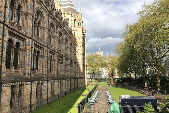 A Day at the Museum - Natural History Museum London - What the private format really adds