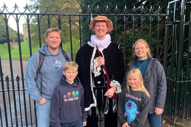 A Historical tour of Warwick with Queen Elizabeth's Secret Lover - Why Robert Dudley makes Warwick’s past easier to follow