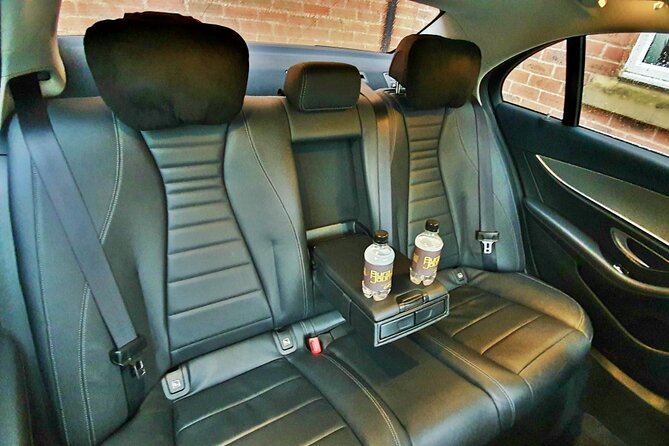 Airport Taxi Service | Lincolnshire to London Heathrow Airport - Who will get the most from this transfer
