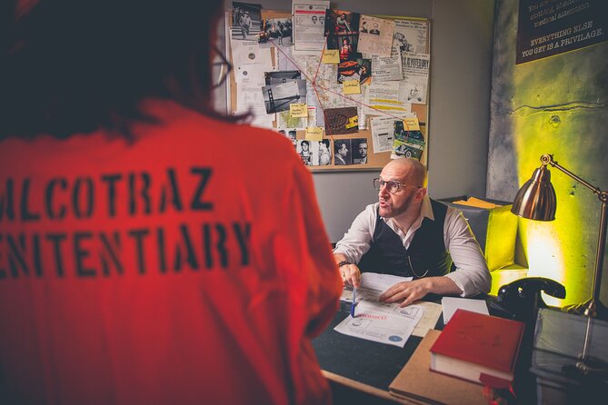 Alcotraz Prison Cocktail Experience in Manchester - The actors are the real engine of the evening