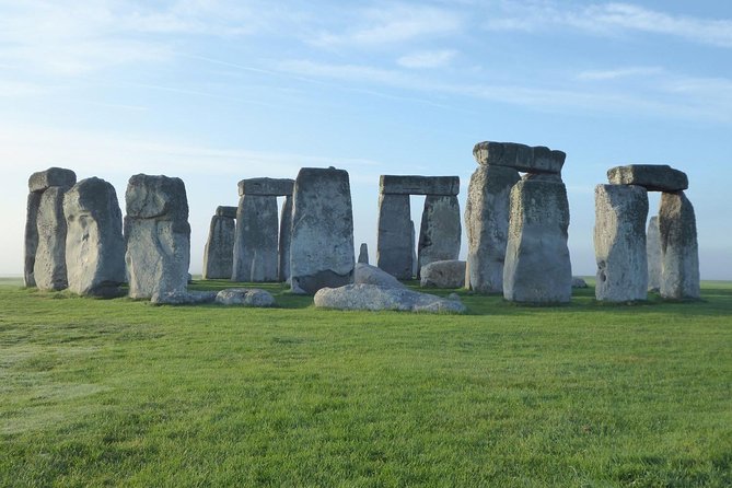 Ancient Britain Tour - Private Day Trip from Bath - Stonehenge with time for the big moment