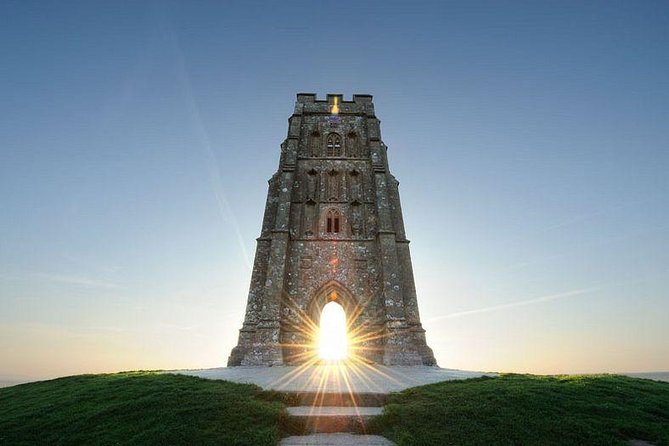 Avalon Adventure - Walking the fairy lanes toward Glastonbury Tor