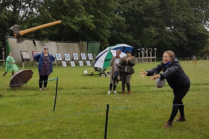 Axe Throwing Session - One Hour - Key points to know before booking