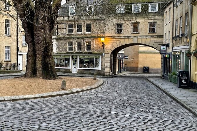 BATH: 2-Hour Bath Walking Tour of Bridgerton Filming Locations - Assembly Rooms and the world of public balls