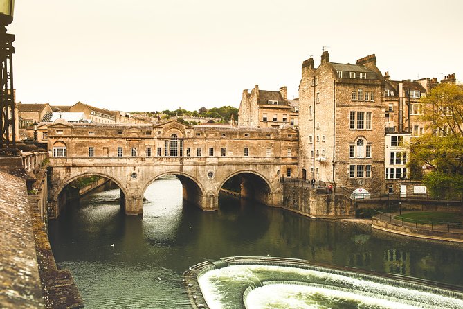Bath, Avebury and Lacock Village Small-Group Day Tour from London - Starting from Victoria in a 16-seat coach