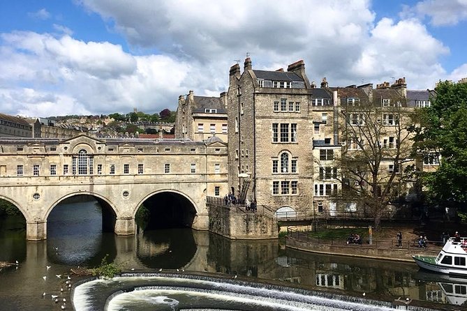 BATH: Private Walking Tour | Blue Badge Guide, 2h, £225 per group - Queen Square and the marks of wartime Bath