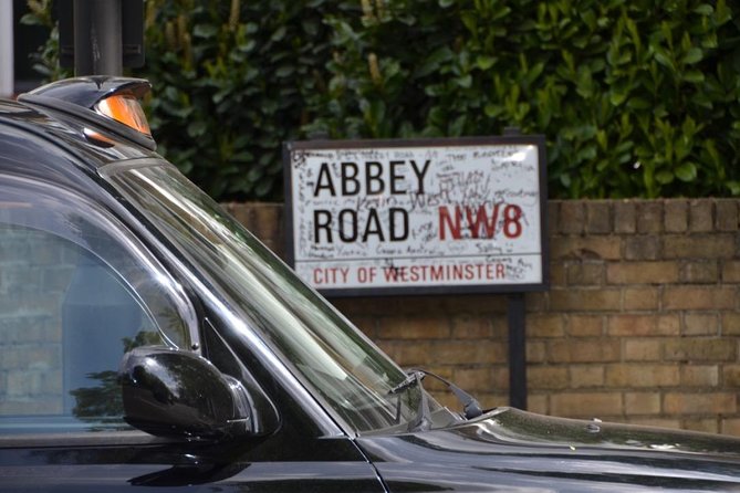 Beatles Fab 4 London Taxi Tour - A private ride through Beatles London