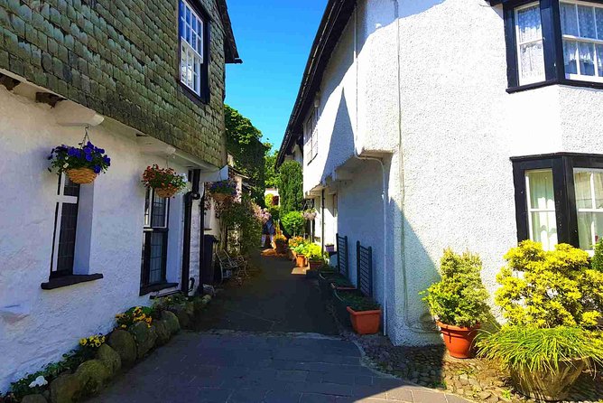 Beatrix Potter Afternoon Half Day - includes Hill Top and Cruise - Wray Castle, where Potter first fell for the Lakes