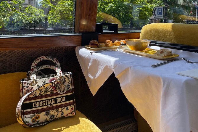 Best of London by LE GRAND - London's Luxury Bus Tour - What the luxury bus adds