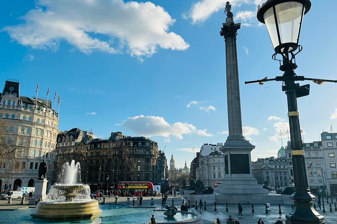 Best of London Tour: Tower of London and Churchill War Rooms - Starting at the Tower of London at 9:30