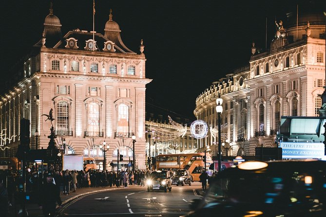 Black Cab Tour of London - Premium Sightseeing Taxi Tour - The City of London: Roman beginnings and medieval power