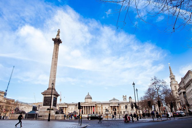 Black Taxi Tour of London: Classic Sightseeing Bespoke & Fun - St. Paul’s Cathedral and the City’s changing story