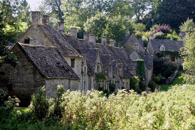 Blenheim Palace Tour and The Cotswolds Day Trip from London - Bampton and the Downton Abbey connection