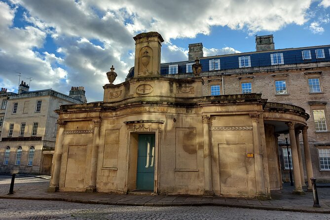Bridgerton Film Locations - Bath - Private Walking Tour - No. 1 Royal Crescent gives you the grand view
