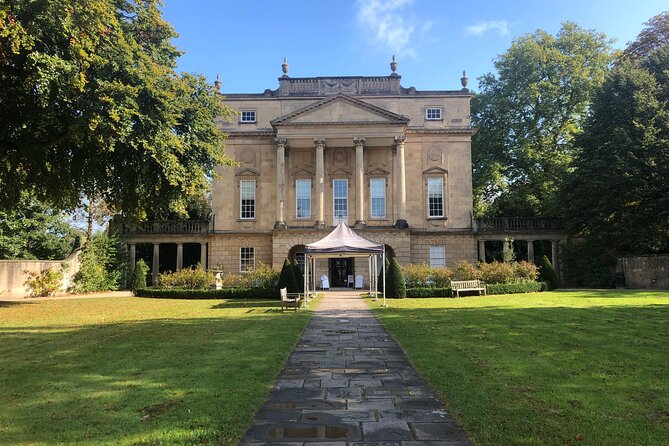 Bridgerton Tour and Bath City Highlights with Music - Group size and the guide’s role