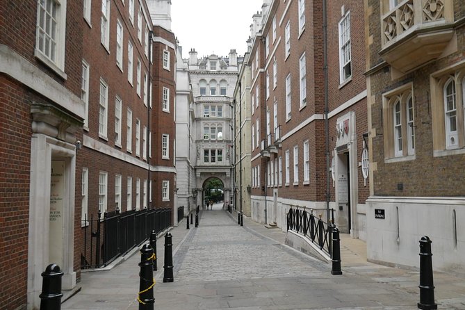 Bridget Jones Walking Tour of Locations - What the $24.68 price really buys you