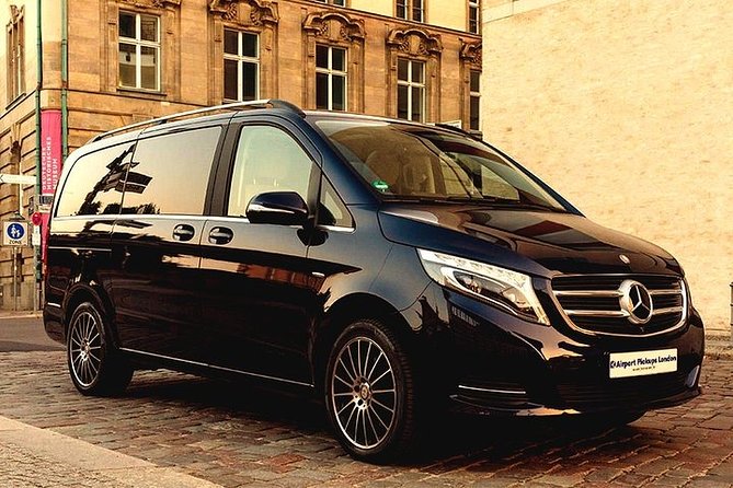 Brighton to Heathrow Airport private taxi transfers - The Brighton hotel pickup