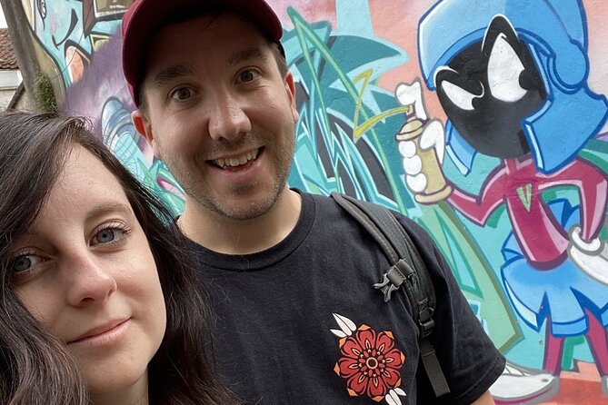 Bristol Street Art: Banksy Exploration Game and Tour - El Mac’s photorealistic mother and child