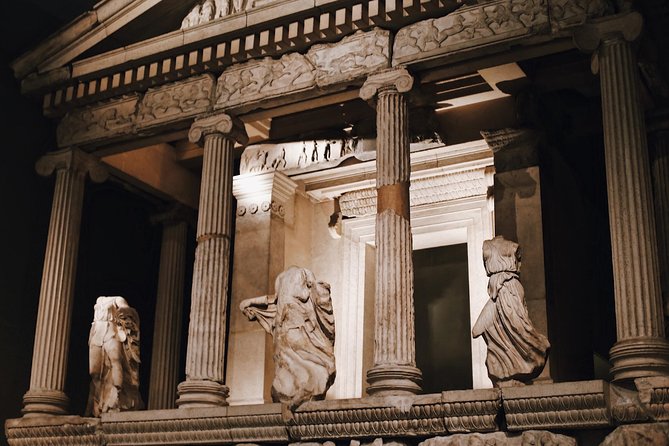British Museum London Guided Tour Semi-Private 8ppl Max - The Lewis Chessmen and medieval Europe