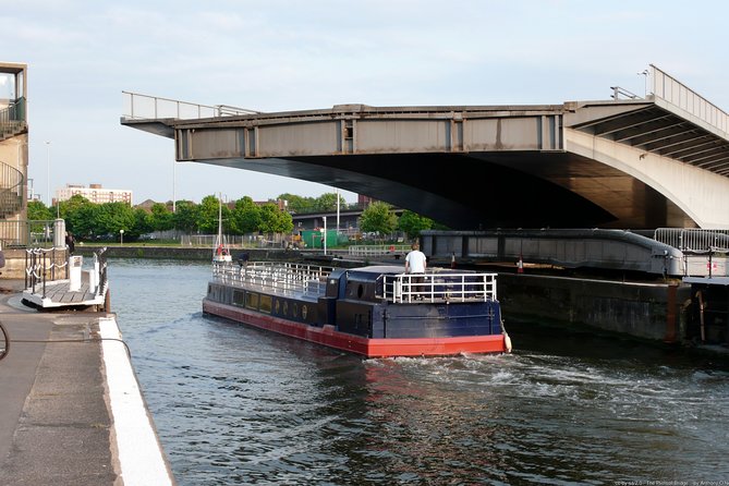 Brunel’s Bristol: A Self-Guided Tour from SS Great Britain to Clifton Bridge - Spitfire Barbecue, Harbour Inlet, and Spoke and Stringer