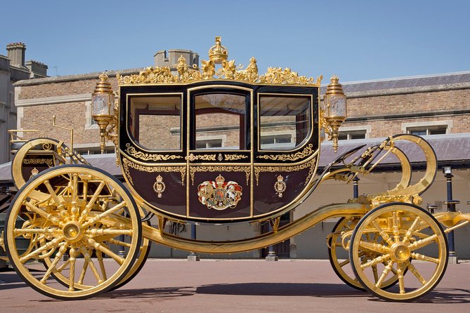 Buckingham Palace: Admission ticket to The Royal Mews - Why the 45-minute length works
