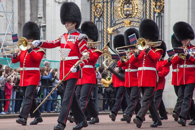 Buckingham Palace, Changing of the Guard & Thames Boat Ride - From Diana’s Fountain to Mayfair’s Royal World