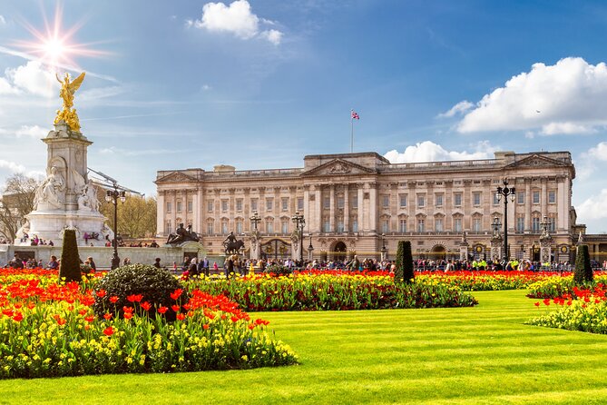 Buckingham Palace, Changing of the Guard & Thames Boat Ride - Buckingham Palace Without the Palace Interior