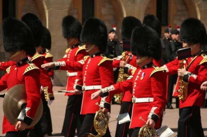 Buckingham Palace Entrance Ticket & Changing of the Guard Tour - Key points to know before booking