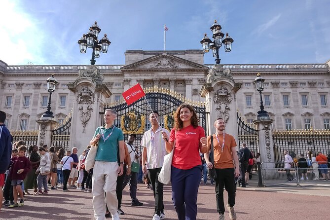 Buckingham Palace: Walking Tour with Entry & Audio Guide - Key points to know before you book