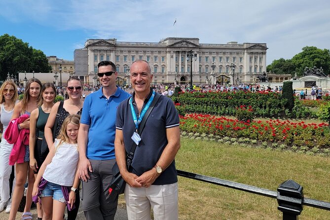Buckingham Palace: Walking Tour with Entry & Audio Guide - The King’s Tour Artists exhibition in 2025