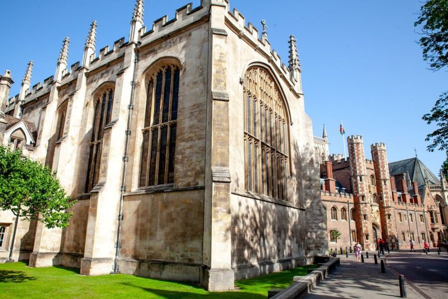 Cambridge: 2-Hour Private University Walking Tour - Starting outside Fudge Kitchen on King’s Parade