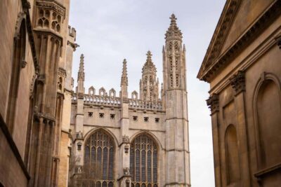 Alumni-Led Walking & Punting Tour w/Kings College