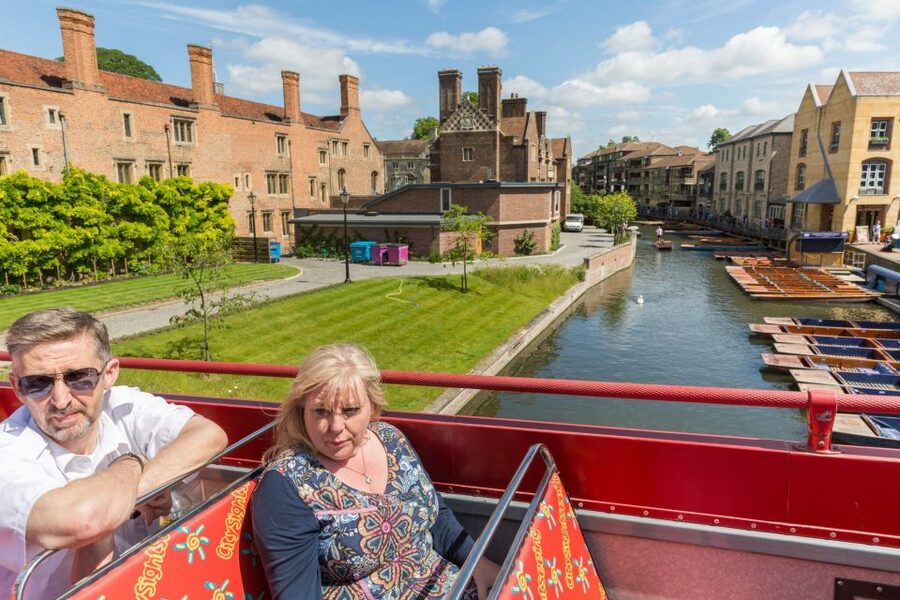 Cambridge: City Sightseeing Hop-On Hop-Off Bus Tour - Jesus Lane and the college quarter